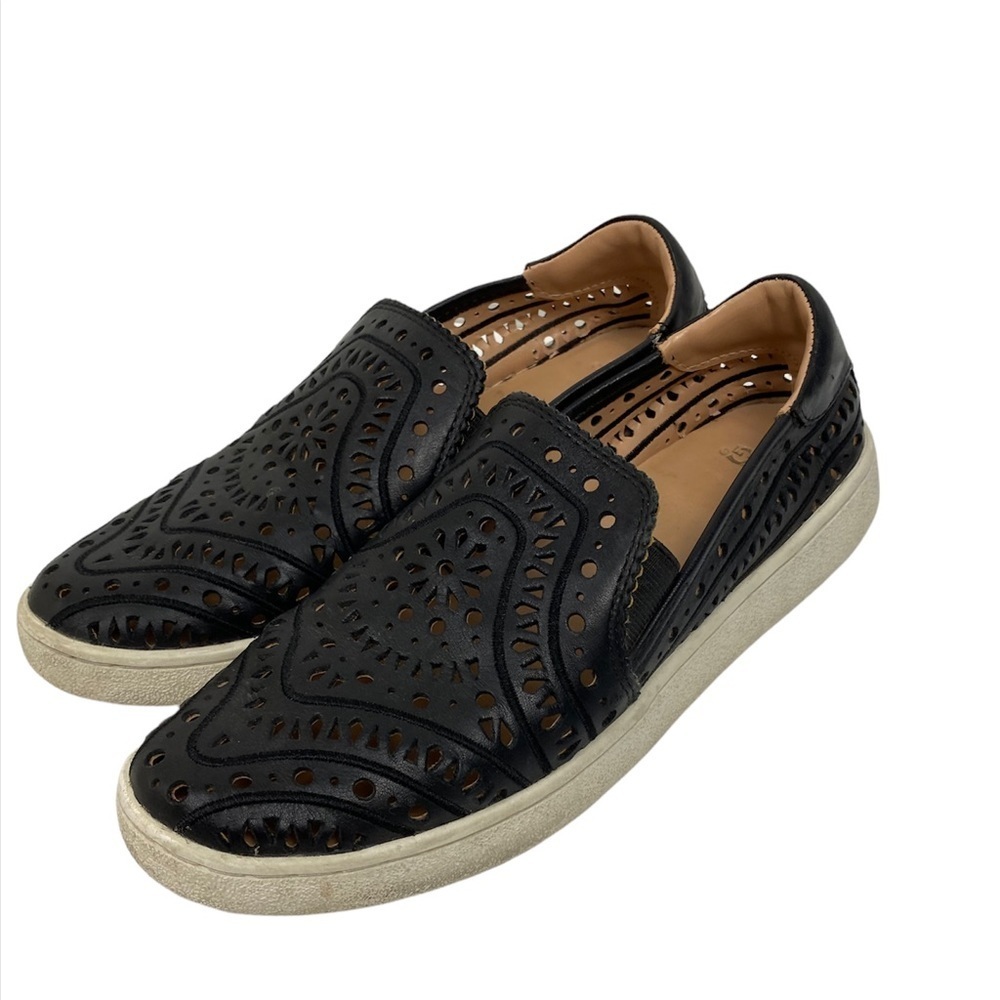 UGG‎ Islet Laser Cut Black Slip on Loafers Flat Spring Summer Shoes women’s 7.5
